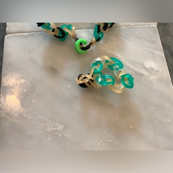 Rainbow loom, braces, a.k.a. rubber band bracelets - Picture 3 of 16